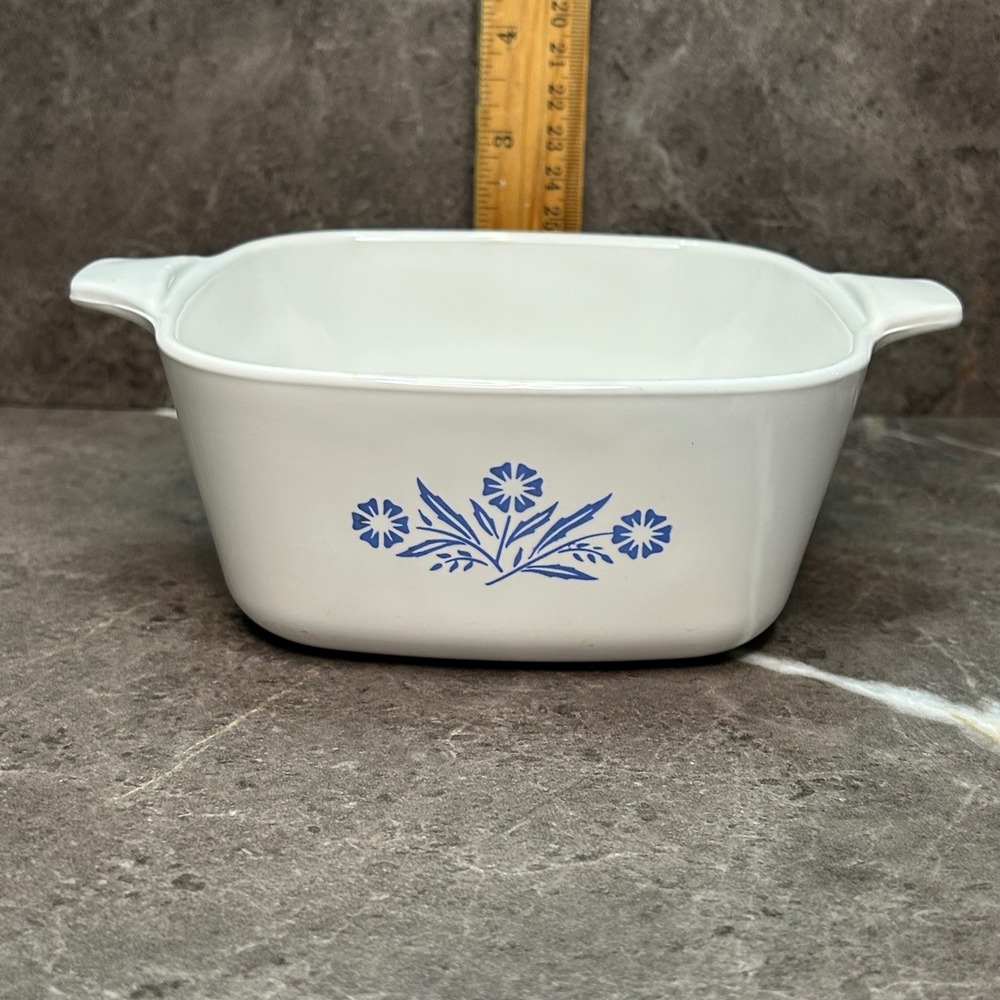 Corning Ware Blue Cornflower P-43-B 22 oz Square Casserole Dish Vintage USA